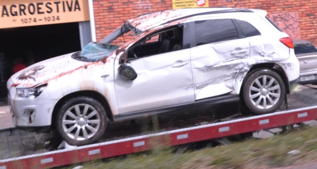 carro-capotado-3